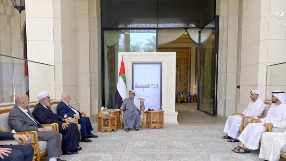منصور بن زايد يستقبل وزير الأوقاف السوري