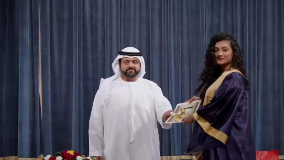 محمد الشرقي يشهد تخريج الثانوية العامة من أكاديمية الفجيرة الخاصة ويهنئهم على إنجازهم