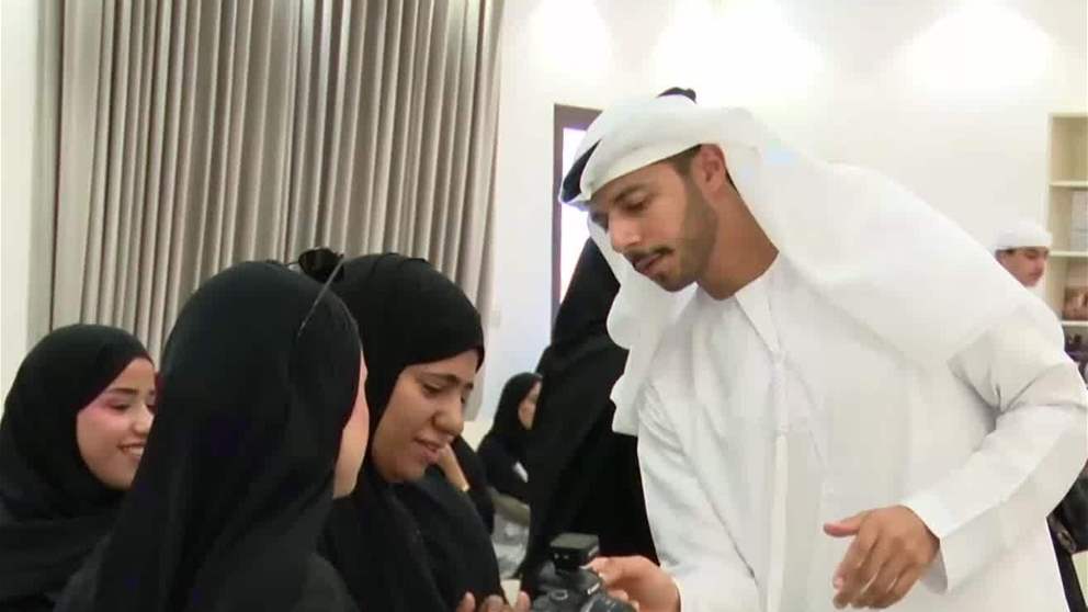 "وزارة الثقافة" و"جمعية دبا للثقافة والفنون والمسرح" تنظمان ورشة بعنوان "الدليل البصري الشامل لإتقان أساسيات التصوير الفوتوغرافي"