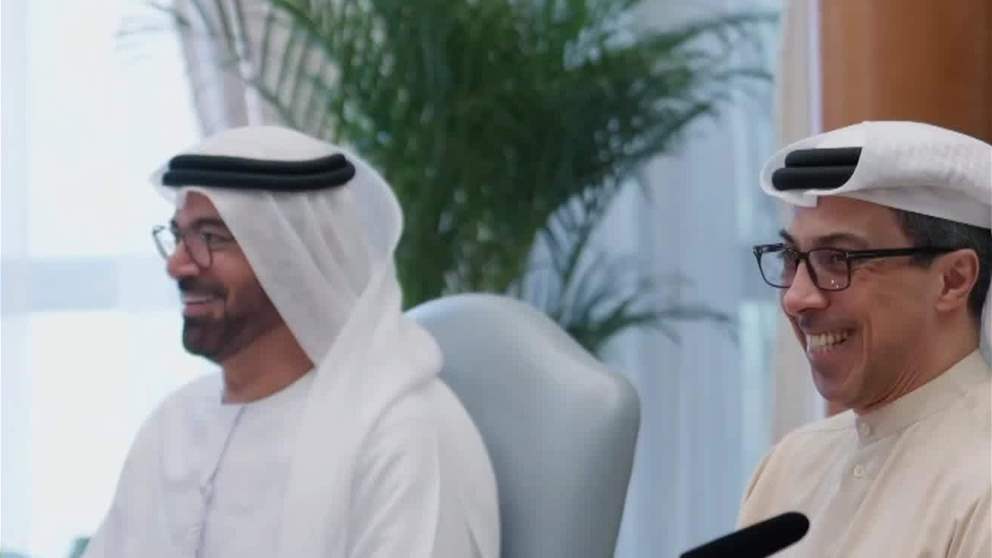 برئاسة منصور بن زايد .. المجلس الوزاري للذكاء الاصطناعي والتنمية يستعرض خطط ومشاريع التحول الى انظمة الذكاء الاصطناعي
