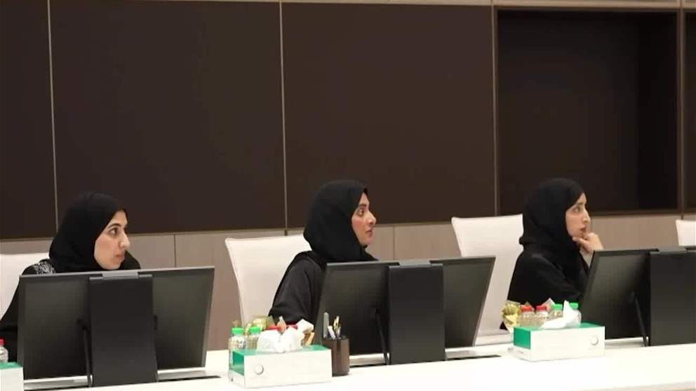 وفد من المشاركين ب " برنامج محمد بن حمد لاعادة القادة " يزور كهرباء ومياه دبي