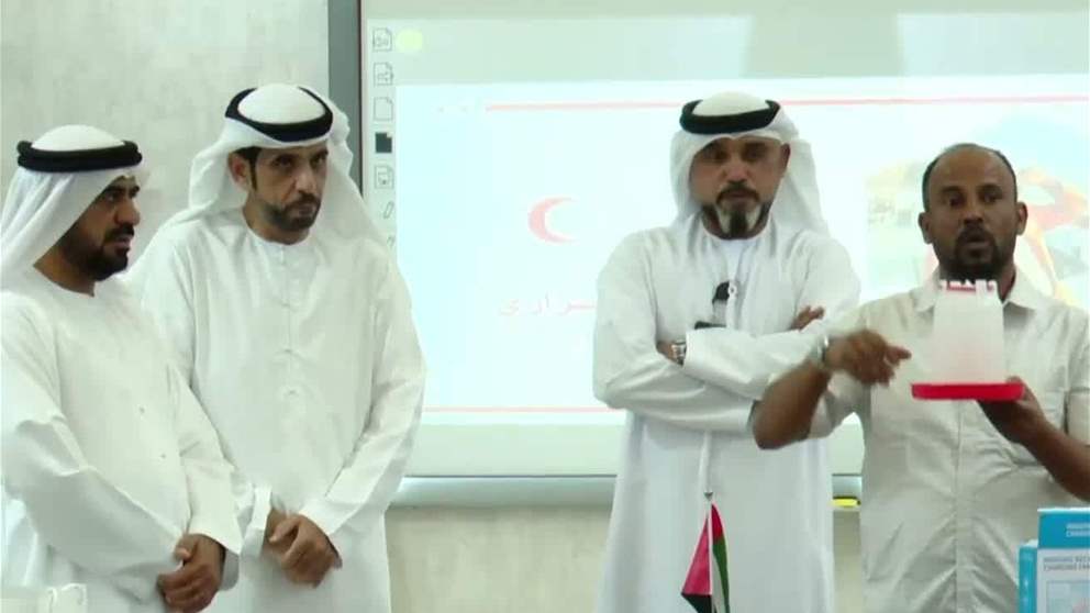 تعاون مجتمعي بين بلدية دبا والهلال الأحمر الإماراتي لتعزيز الصحة العامة للعمال عبر فعالية "نبع الخير"