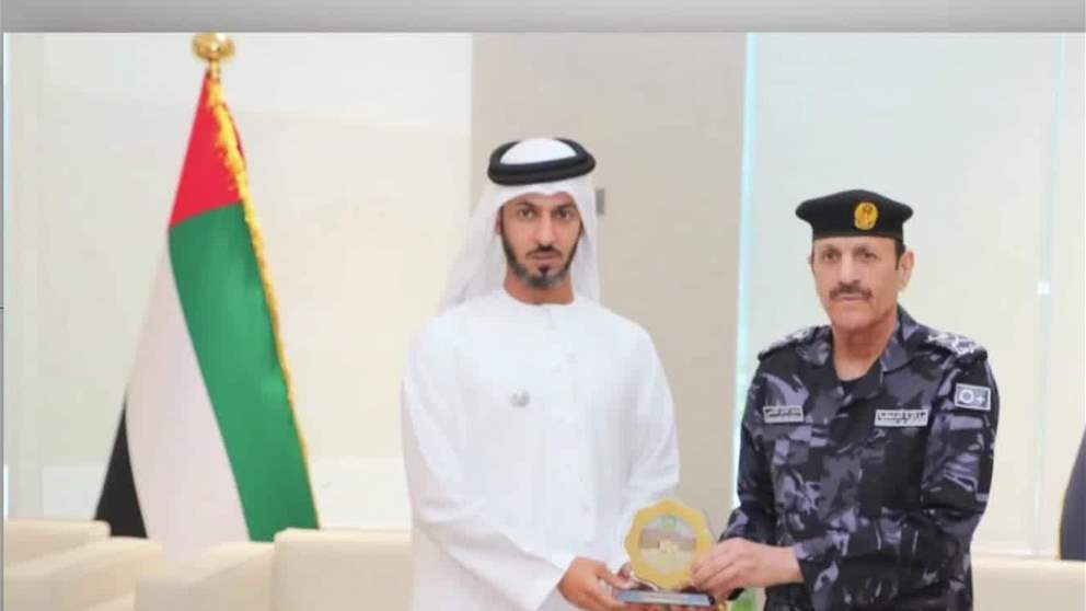 زايد بن حمد بن حمدان ال نهيان يزور شرطة الفجيرة ويطلع على جهودها في مكافحة المخدرات