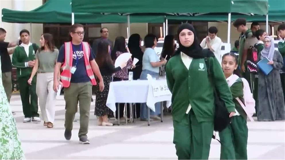 الفجيرة ..الطلاب يواصلون العودة الى المدارس مع انطلاق العام الدراسي الجديد
