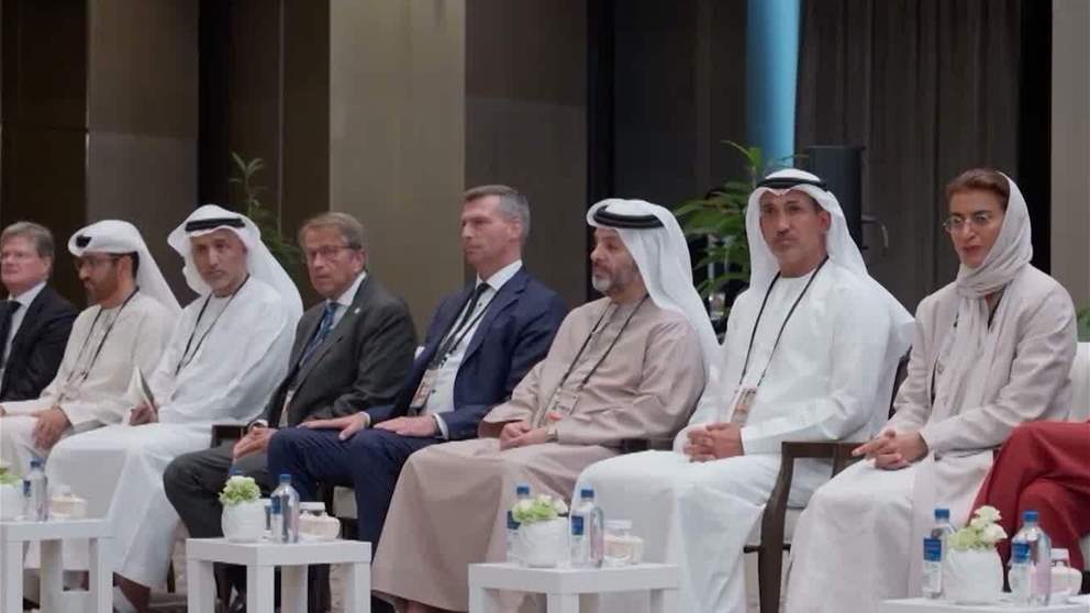 في اطار زيارته الى المانيا .. رئيس الدولة يلتقي مسؤولي عدد من الشركات الالمانية الكبرى