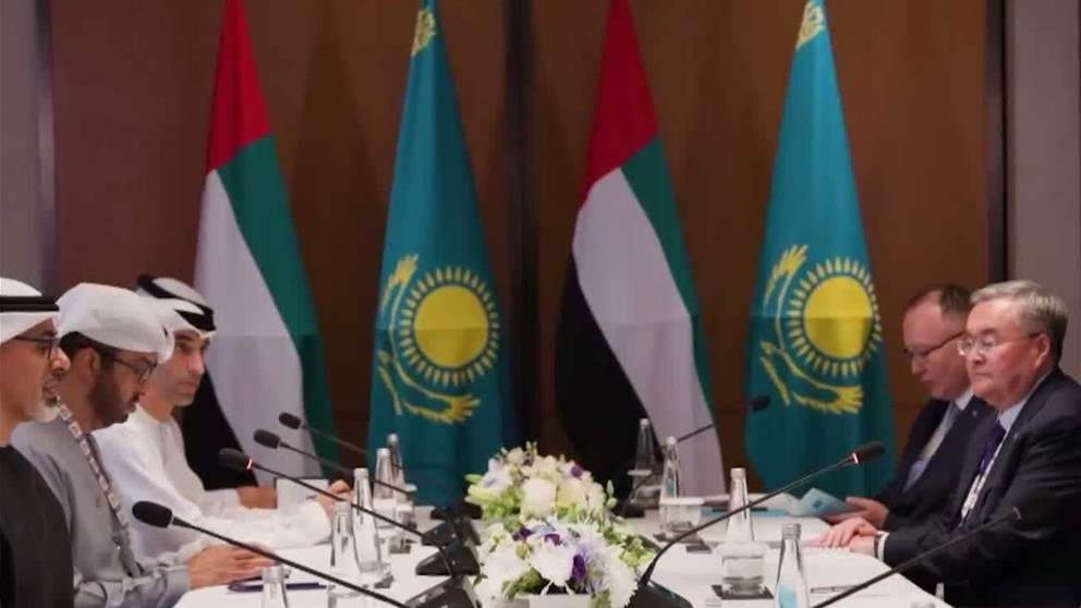 ولي عهد ابوظبي يلتقي رئيس كازاخستان على هامش اعمال قمة " بريكس " بنيودلهي