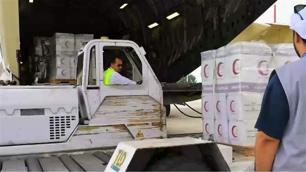 الإمارات تواصل دعمها الإنساني في نيبال.. وصول الطائرة السادسة وارتفاع إجمالي المساعدات إلى 245 طناً
