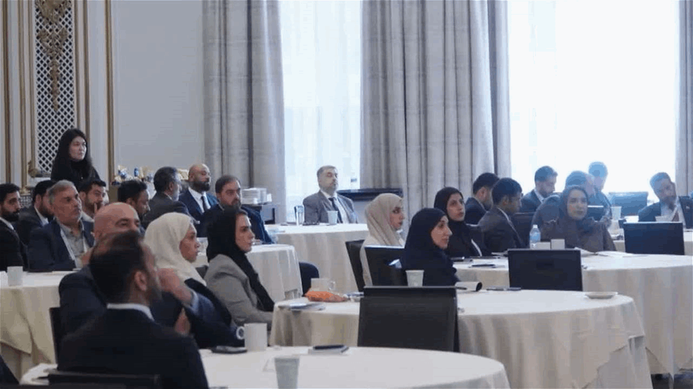 الإمارات تشارك تجربتها في تطوير الجيل الجديد من العمل الحكومي المدعوم بالذكاء الاصطناعي المساعد