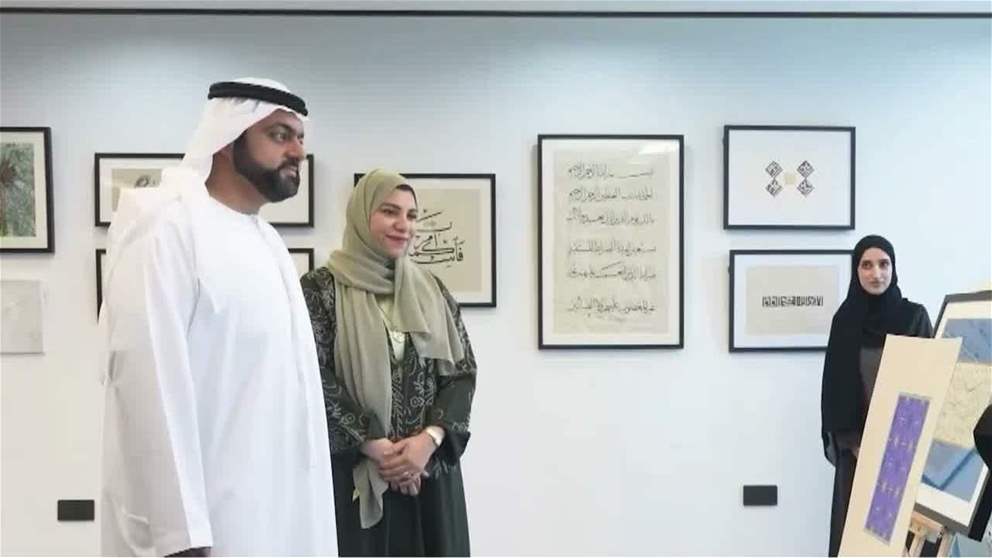 محمد الشرقي يزور معرض الطلاب السنوي في مدرسة الخط والزخرفة ويؤكد أهمية إحياء الفنون الإسلامية
