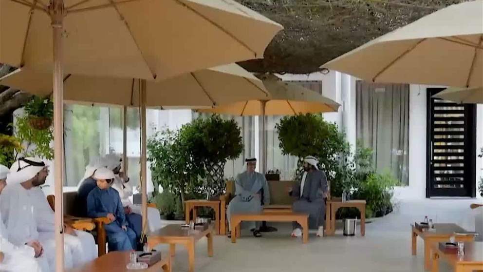 محمد بن راشد يلتقي منصور بن زايد ويبحث معه عددا من الموضوعات والقضايا المتصلة بالشأن الوطني