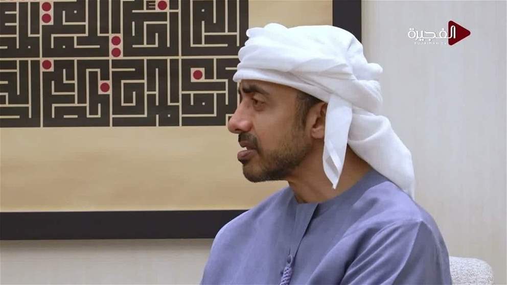 عبدالله بن زايد والسكرتير الرئيسي لرئيس الوزراء الكندي يبحثان تعزيز علاقات التعاون