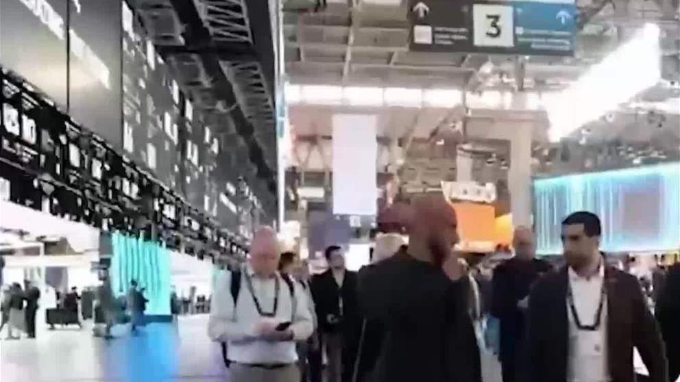 عبدالله آل حامد يشهد ختام فعاليات المؤتمر العالمي للجوال MWC ببرشلونة