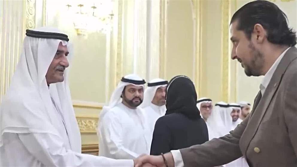 حمد الشرقي يستقبل المهنئين بشهر رمضان بحضور ولي عهد الفجيرة