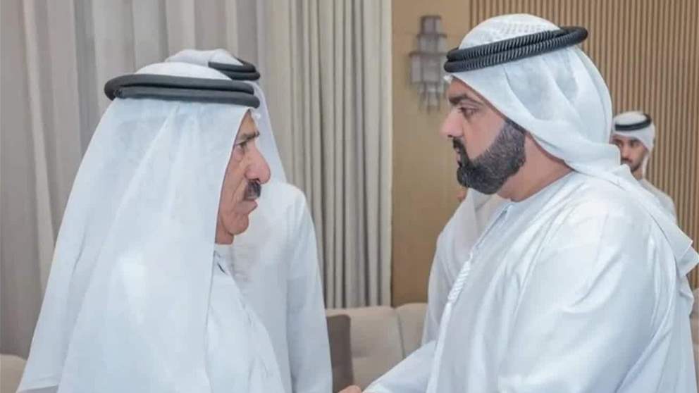 محمد الشرقي يقدم واجب العزاء في وفاة راشد بن علي بن عبدالله الشعفار
