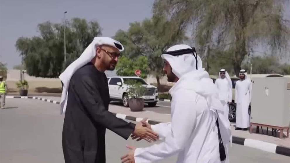 رئيس الدولة يزور قيادة لواء خليفة بن زايد الثاني المحمول جواً