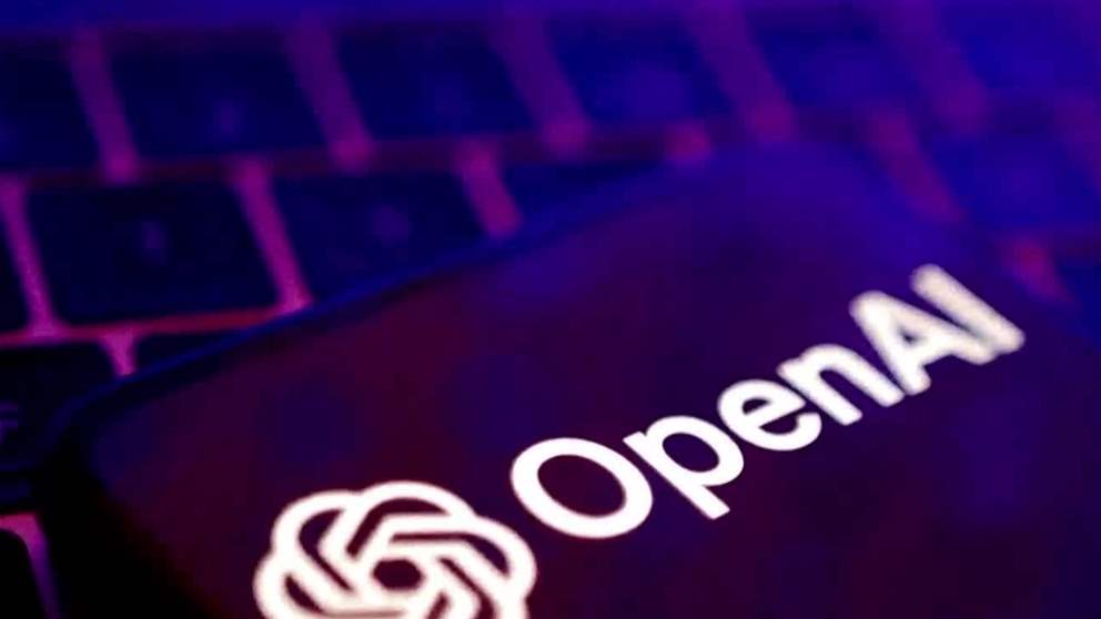 هيئة أميركية تناقش التعاون مع "OpenAI" لتقييم الدواء بالذكاء الاصطناعي