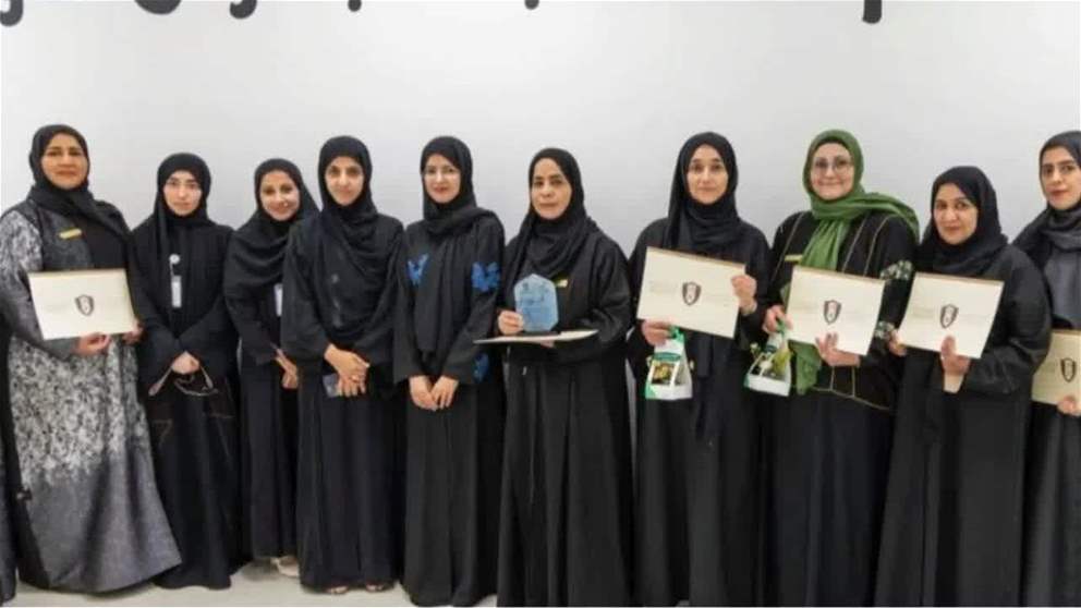 بلدية دبا تكرّم مجمع زايد التعليمي - دبا الفجيرة لفوزه في مسابقة أجمل مزرعة مصغرة
