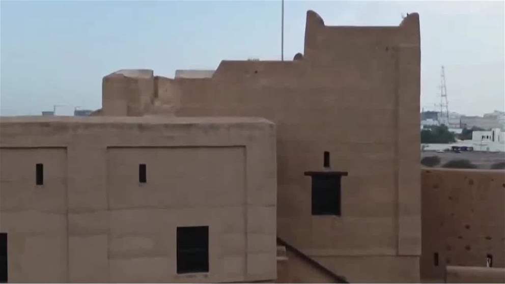 قلعة الفجيرة تصميم هندسي فريد يسرد تاريخ الامارة