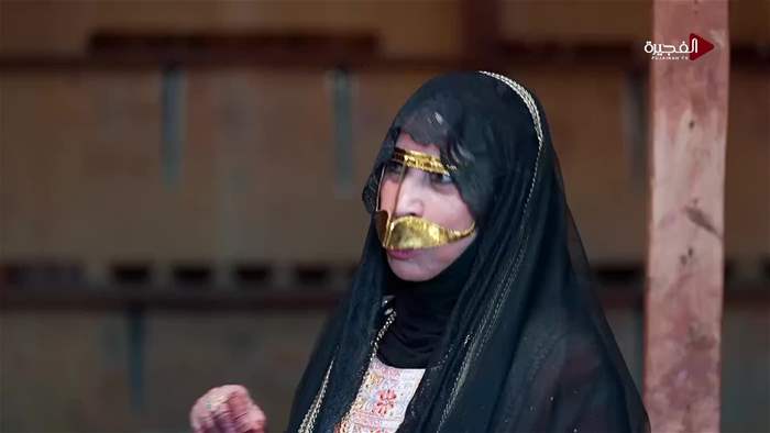 سَفْرة وسُفْرة