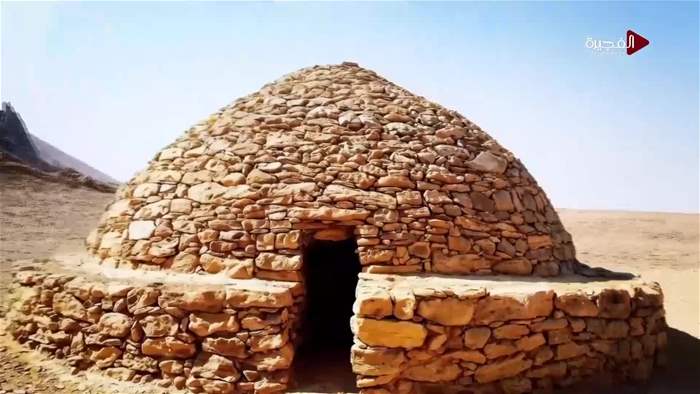 حكاية من أثر